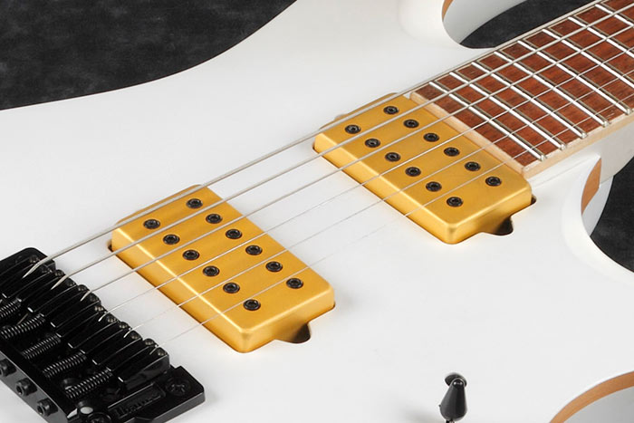 DiMarzio&reg; Titan&trade; Pickups